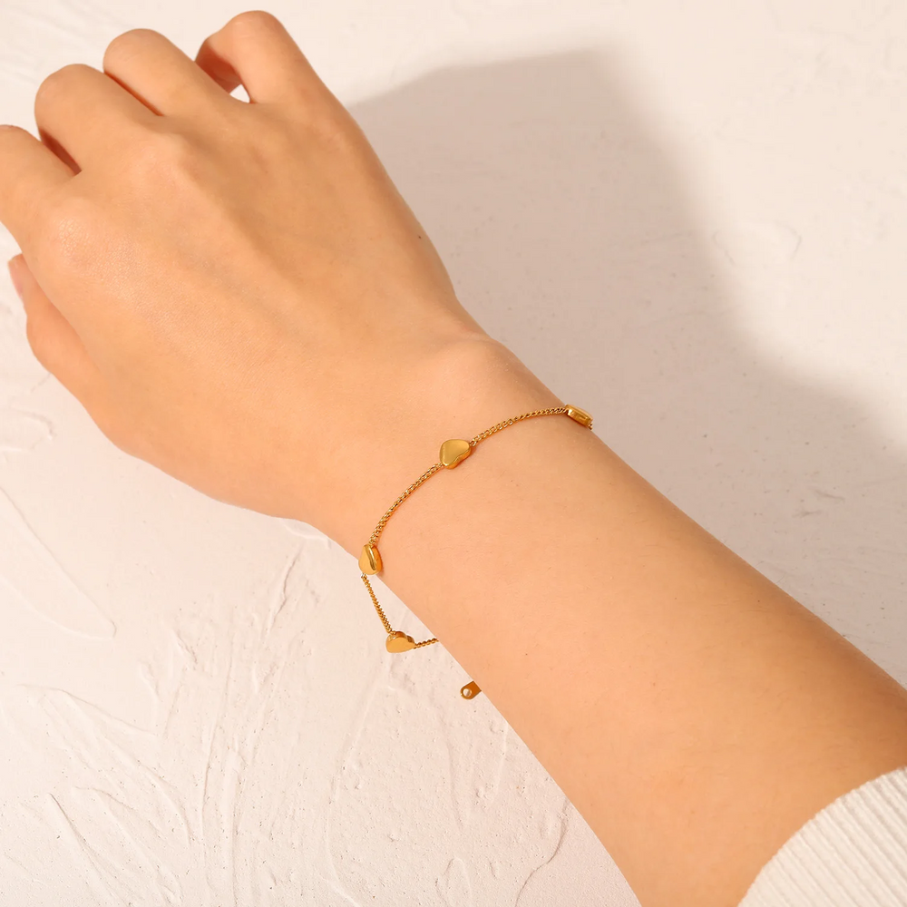 Braceletora