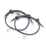 Pulseras con letras de amor grabadas